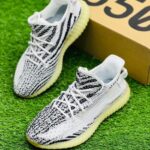 Adidas Yeezy 350 Zebra