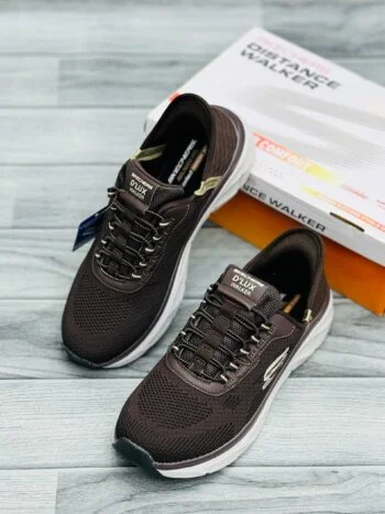 Skechers Dluxe Memory Foam 8.1