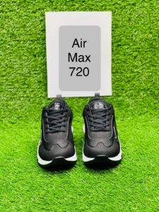 Nike Air Max 720 Sneakers