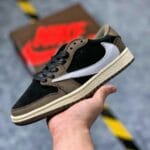 Men’s Travis Scott x Air Jordan 1 Low Shoes