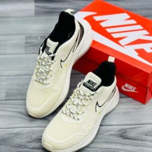 Nike Air Zoom Pegasus 42