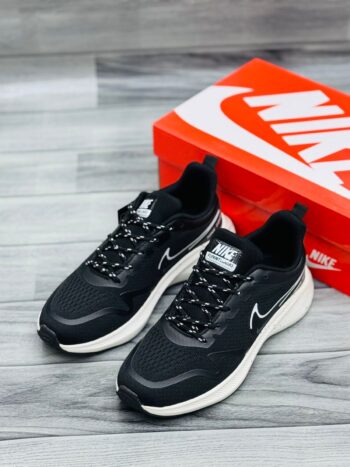 Nike Air Zoom Pegasus 42
