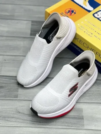 Skechers Hyper Burst Max Cushion 1