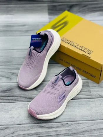 Skechers Ultra Light (Women’s) 1