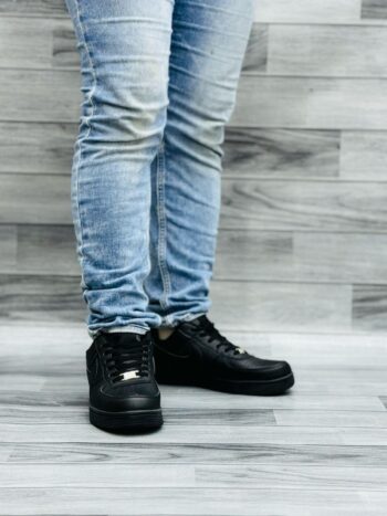 Nike Air Force 1 (Black)
