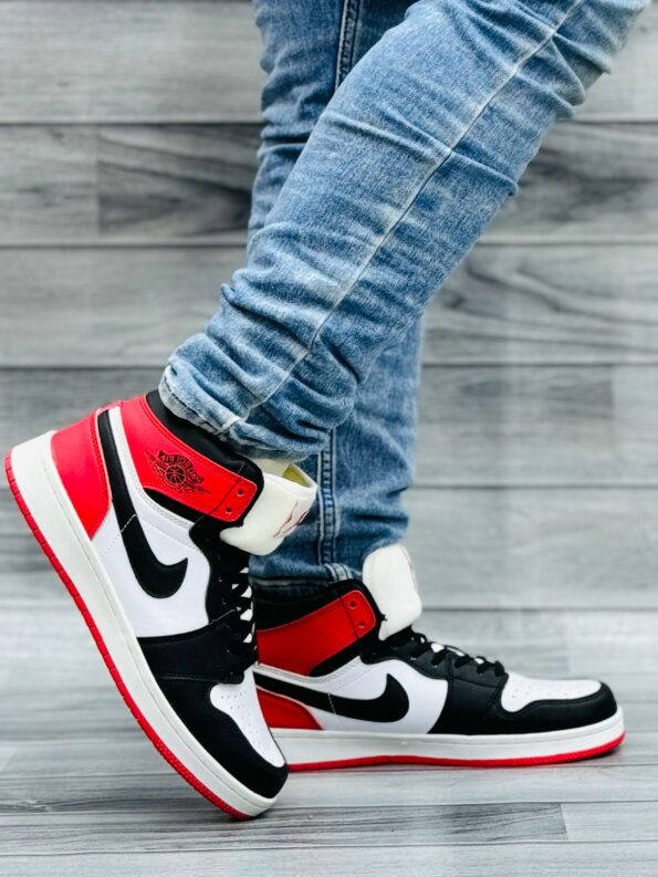 Nike Air Jordan 1