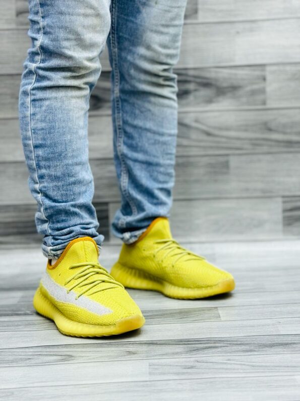 Premium Adidas Yeezy 350 V2