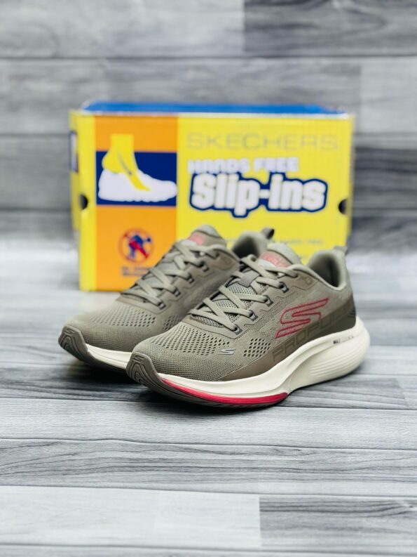 Skechers Foam Memory 0.1