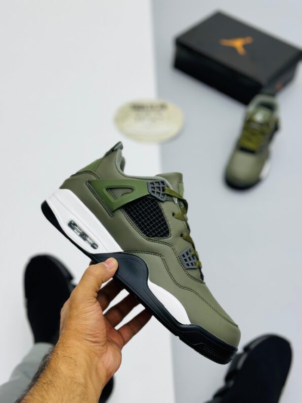 Nike Jordan 4