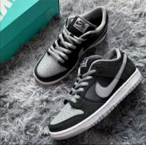 Nike Sb Dunk Panda 1