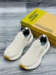 Skechers Ultra Light 1