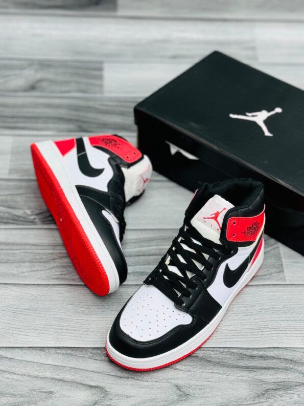Nike Air Jordan 1 (Premium)