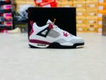 Nike Jordan 4