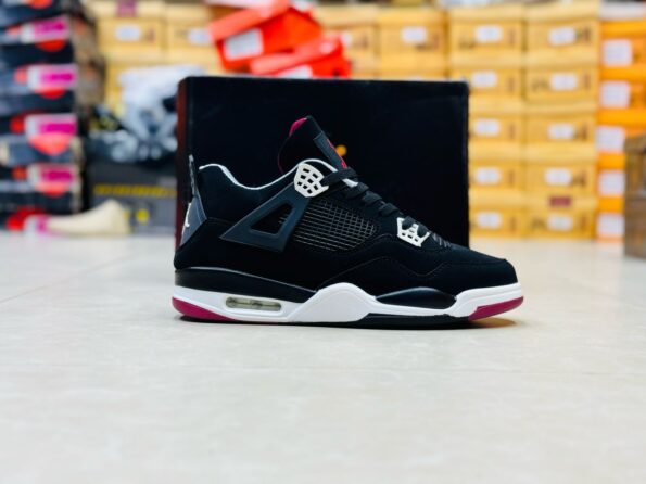 Nike Jordan 4