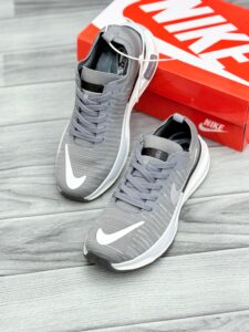 Nike Invincible 3 Running