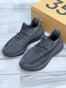 Adidas Yeezy 350 V2