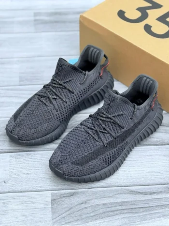Adidas Yeezy 350 V2