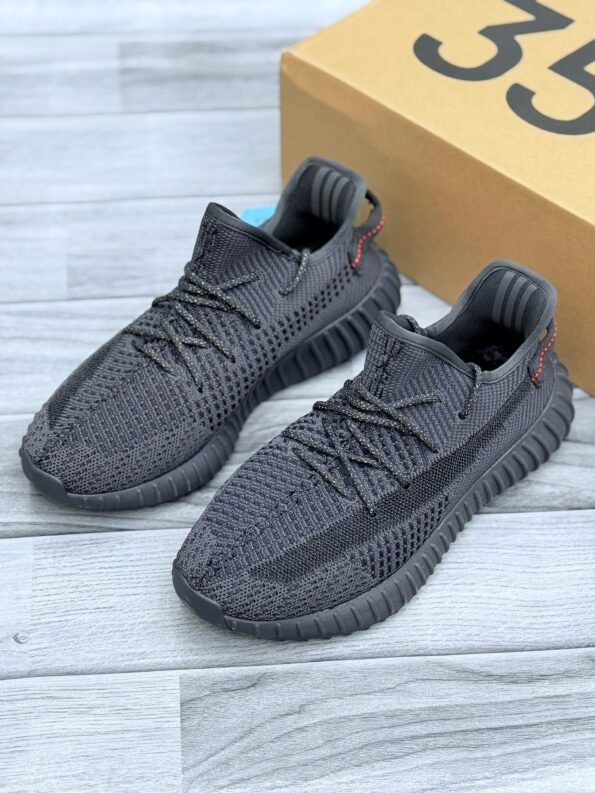 Adidas Yeezy 350 V2