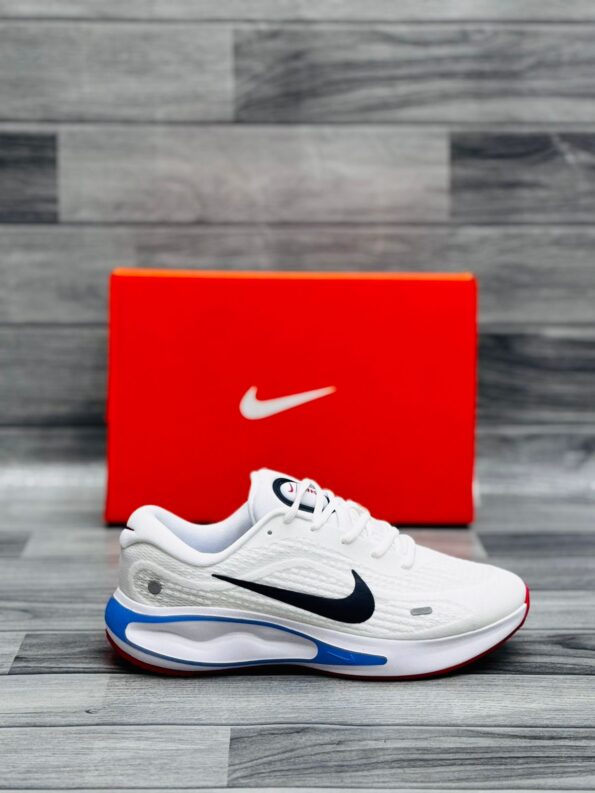 Nike Journey Run
