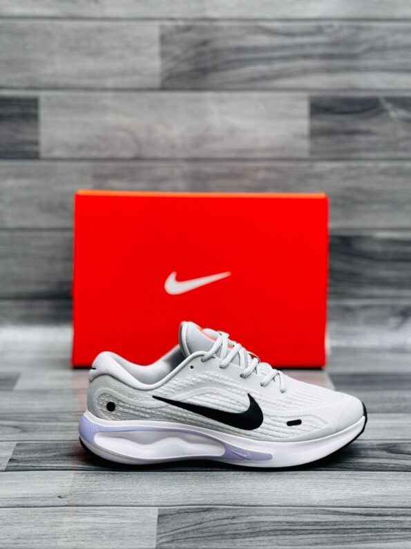 Nike Journey Run
