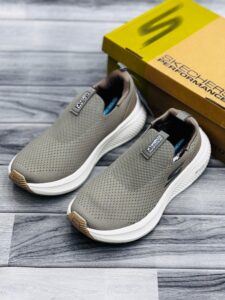 Skechers Foam Memory