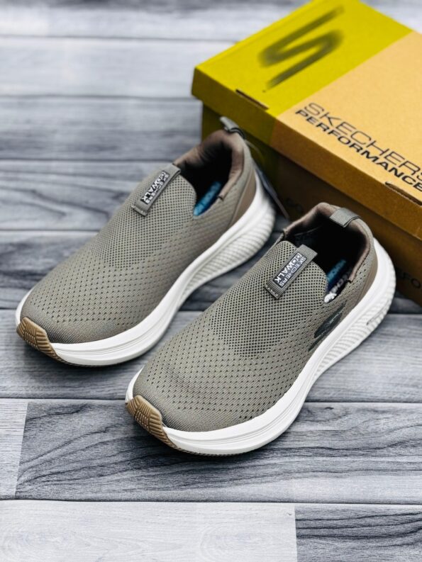 Skechers Foam Memory